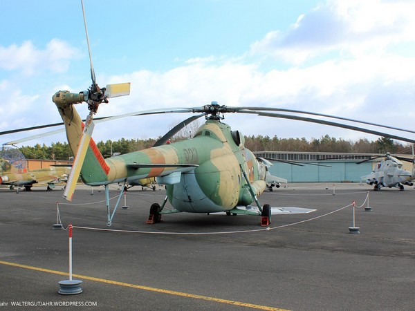 Вертолёт Ми-8 в авиамузее в Гатове, Германия