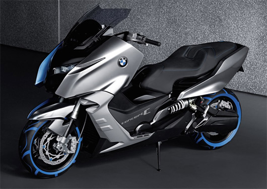 Скутер от BMW - Concept C становится на конвейер (ФОТО)