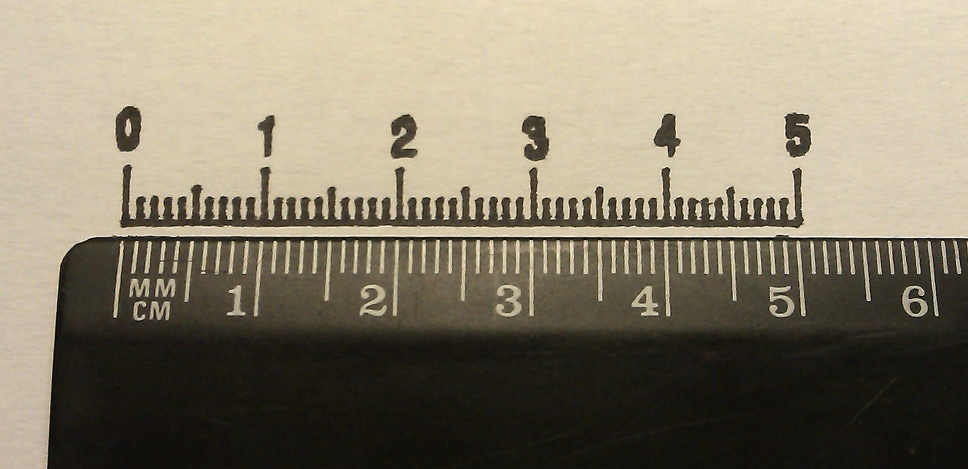 Comparing a plotter drawing with a ruler