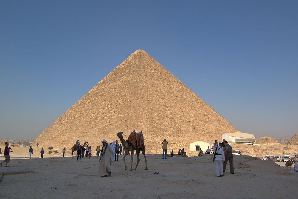 Кто на самом деле строил пирамиды