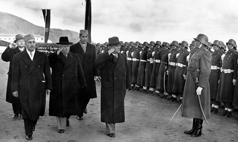 Афганская сторона впервые принимает генерального секретаря товарища Хрущева Н.С.
 1955 год.