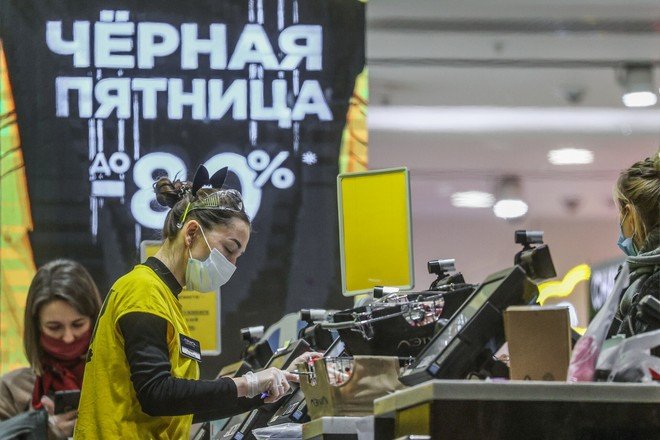 Россияне потратили вдвое больше в интернет-магазинах в период «чёрной пятницы», чем в прошлом году
