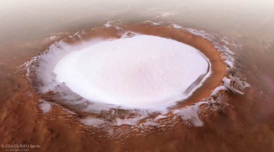 Рис 1. Кратер Королева мог бы обеспечить ресурсами подледный город на Марсе. Photo by ESA/DLR