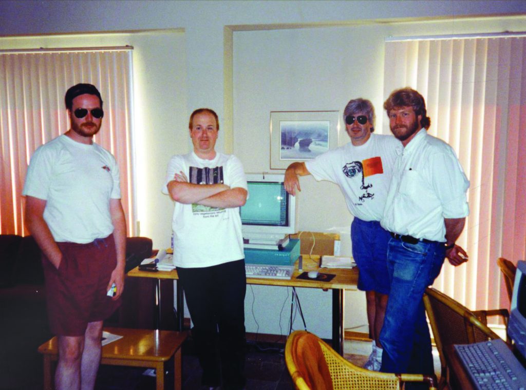 Создатели ReBoot: Фил Митчелл, Гэвин Блэр, Иэн Пирсон и Келли Дэниелс, 1993 год