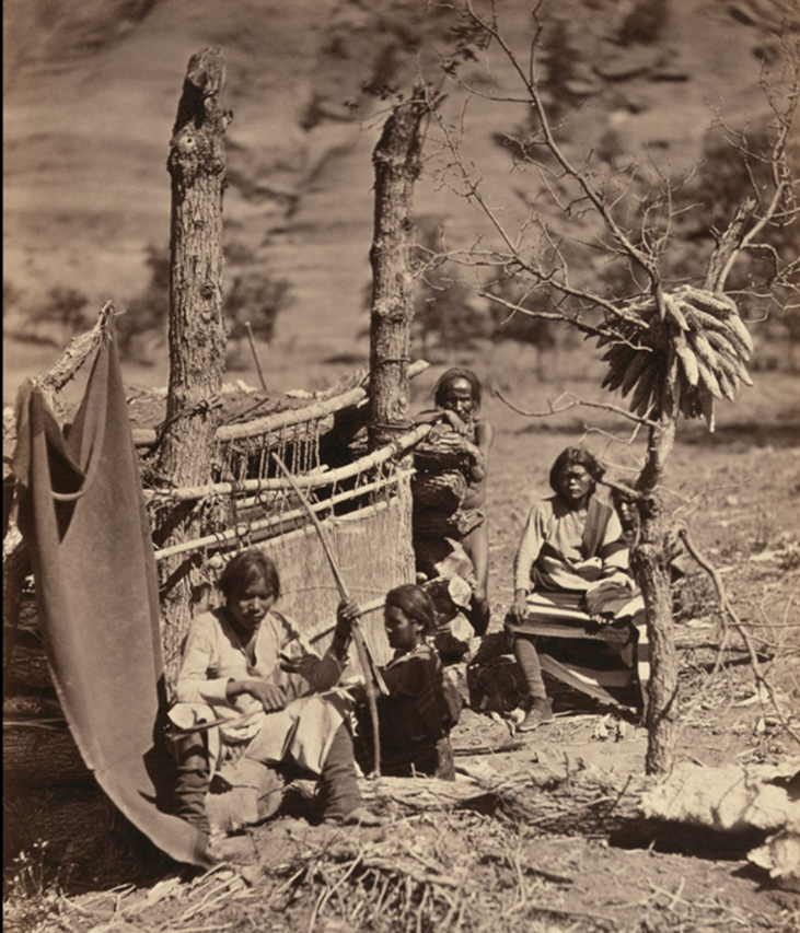Половики и одеяла навахо являются предметами торговли уже более 150 лет. Источник.   