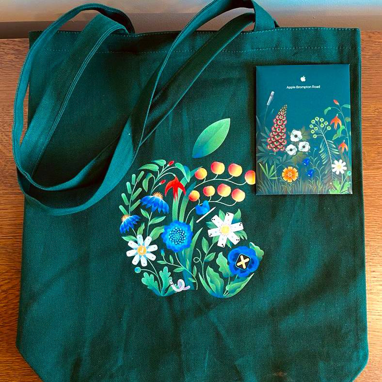 Шопер с логотипом магазина Apple Brompton Road и конверт с семенами 26 цветов