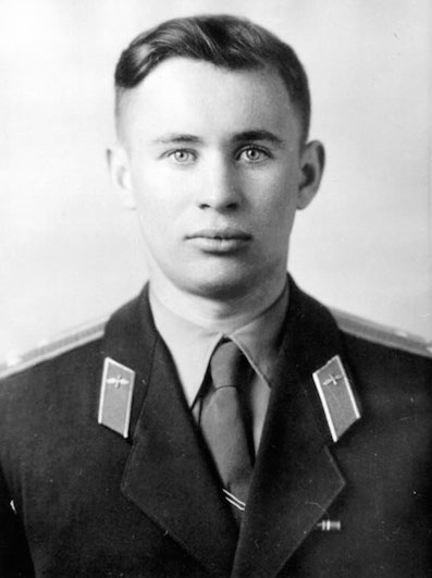 Валентин Васильевич Бондаренко 16.02.1937-23.03.1961
