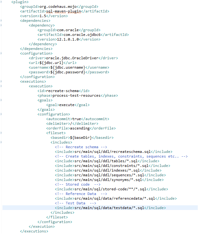 Скриншот фрагмента кода, показывающий сборку Maven для выполнения скриптов базы данных
