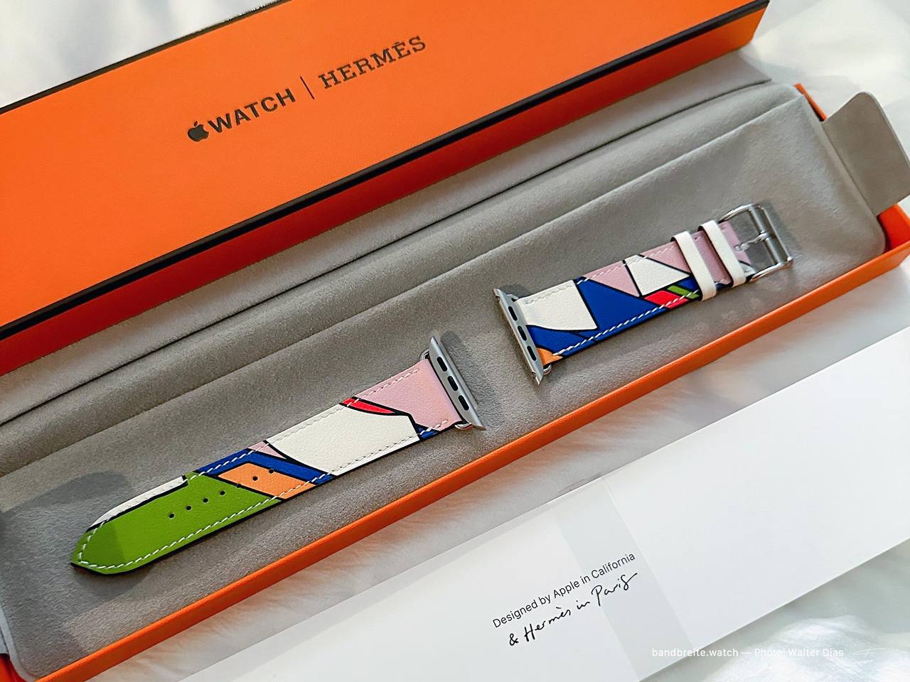 Новый уникальный ремешок в коллекции Hermès для Apple Watch (© Walter Dias)