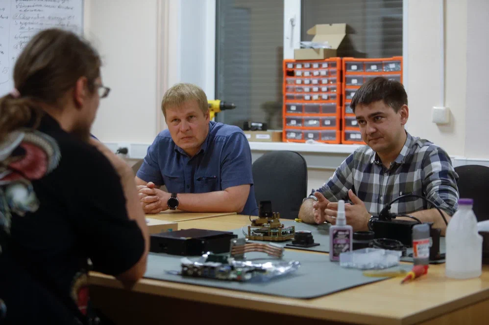 Виталий Трушанин, гендиректор «Фрактала», и Иван Пургин, исполнительный директор, рассказывают, зачем ставить камеры на машины