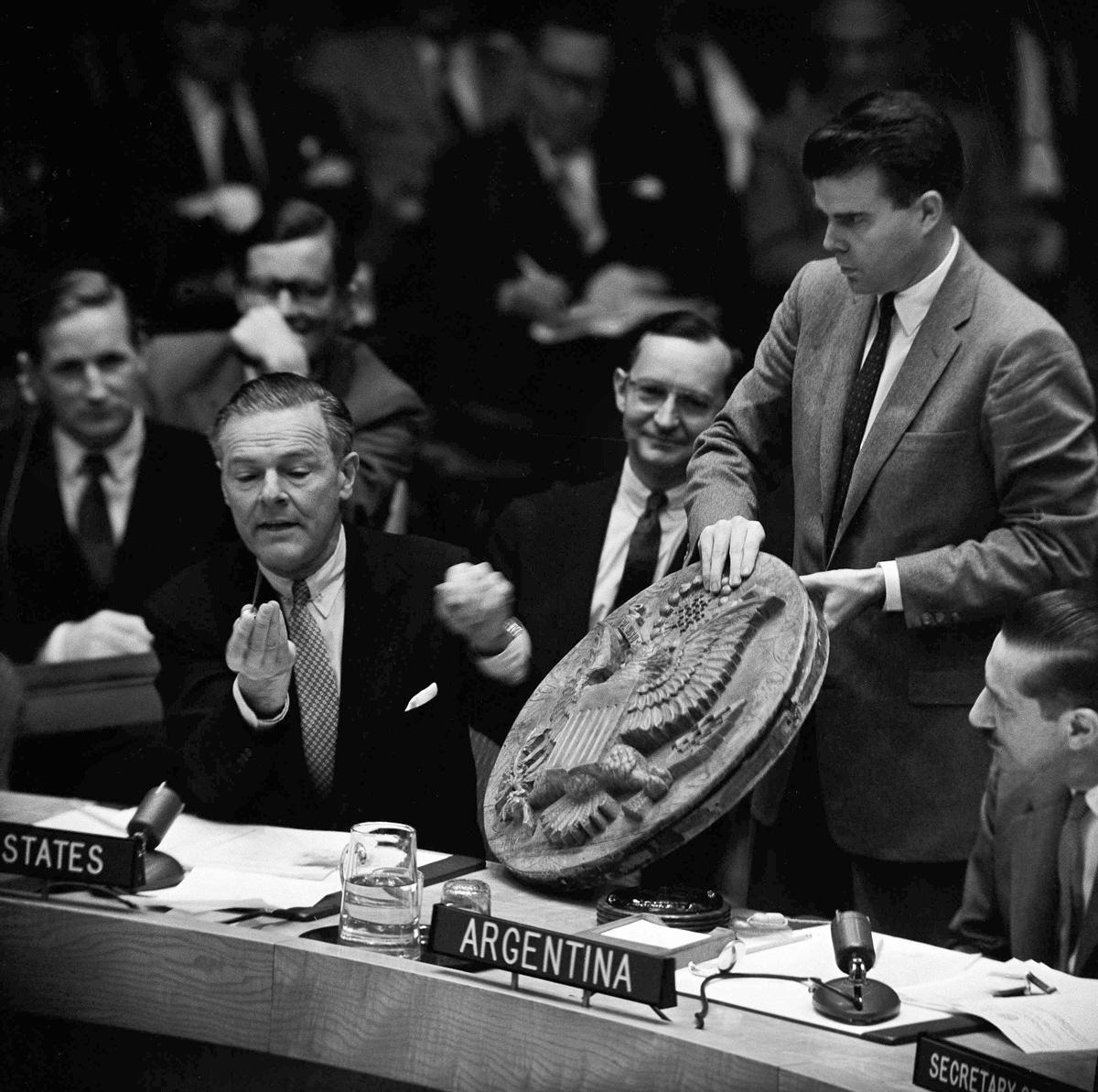Демонстрация «Златоуста» на заседании Совбеза ООН в 1960 году