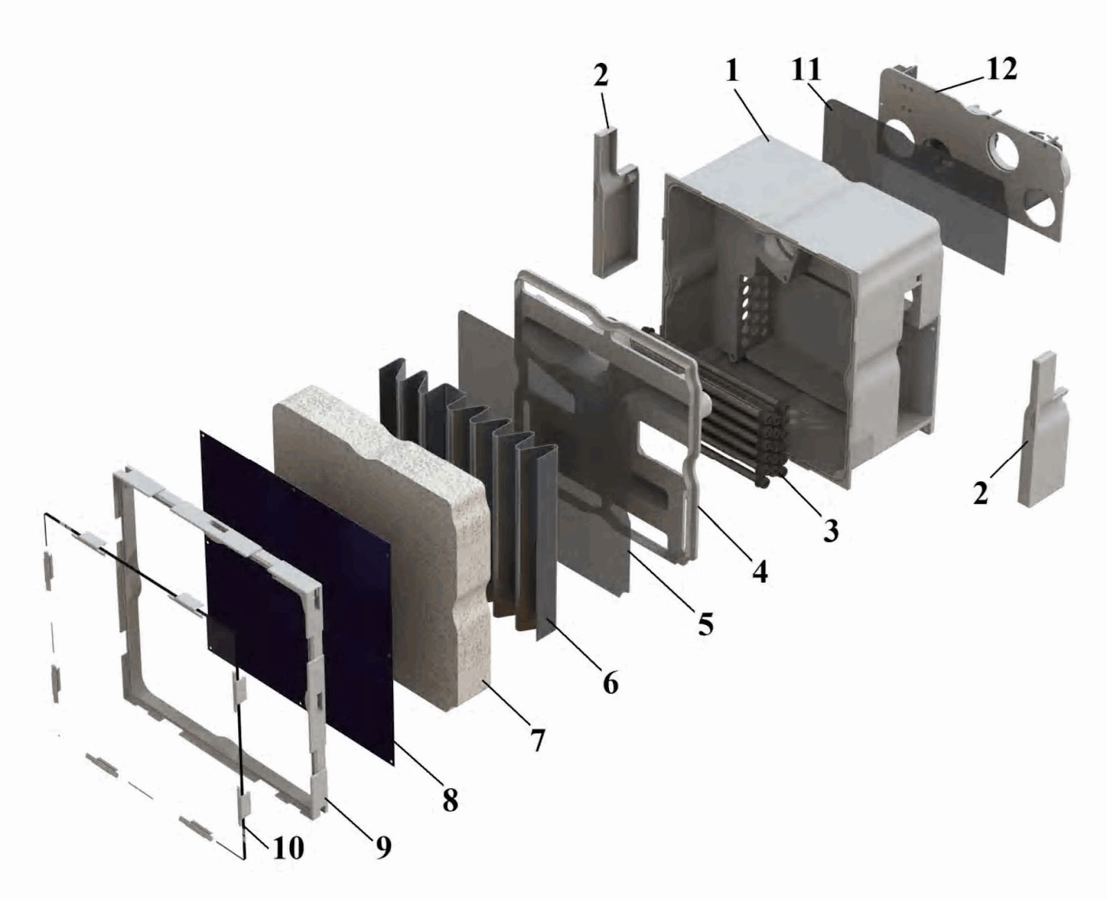 1 — корпус; 2 — боковые крышки; 3 — конденсатор воды; 4 — воздушный коллектор; 5 — опорная сетка; 6 — теплопроводящая вставка (размещается в слое пористого материала); 7 — пористый материал; 8 — селективный экран; 9 — рамка; 10 — прозрачный защитный экран; 11 — фильтр воздуха; 12 — система принудительной подачи воздуха 