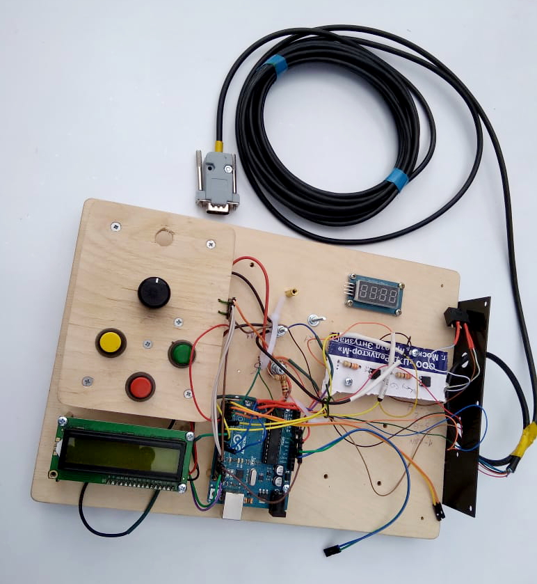 Наш первый макет. Arduino Uno, двустрочный дисплей, кнопки