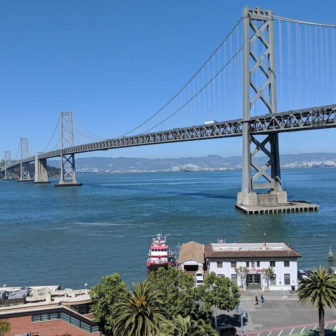 Вид из офиса Google в Сан-Франциско