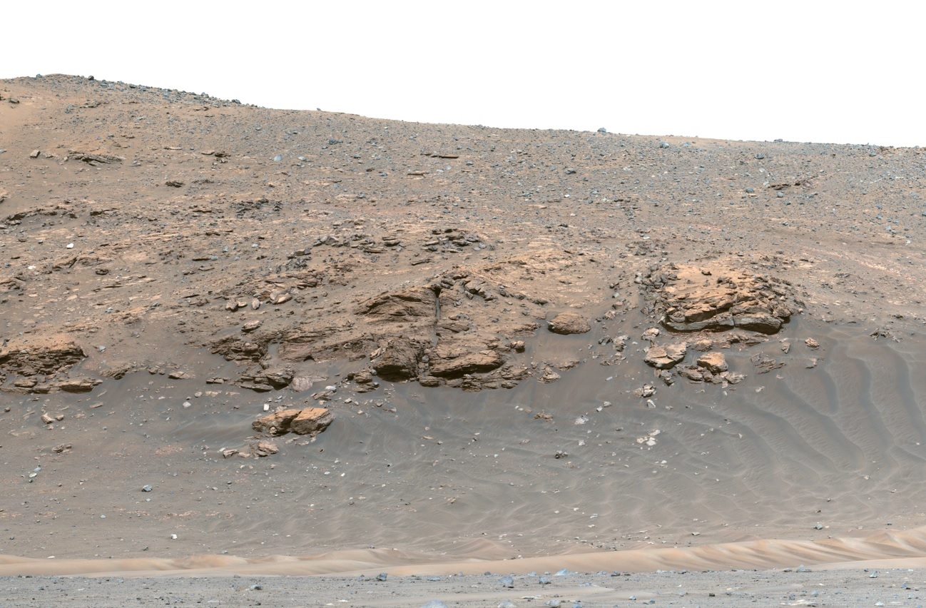 Окрестности Марса около кратера Езеро.