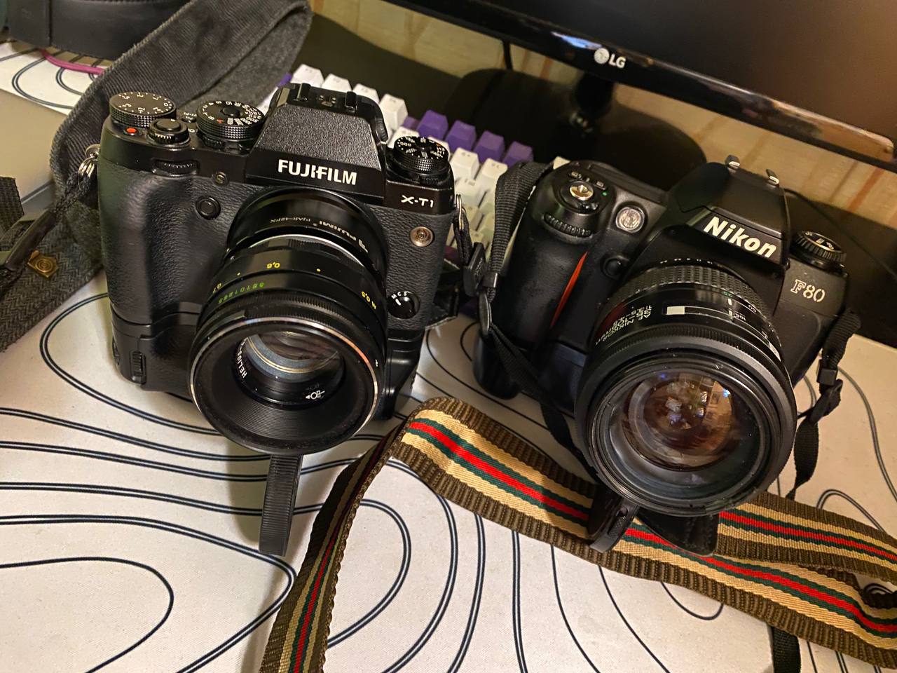 Nikon F80 — почти профессиональная плёночная камера за немного