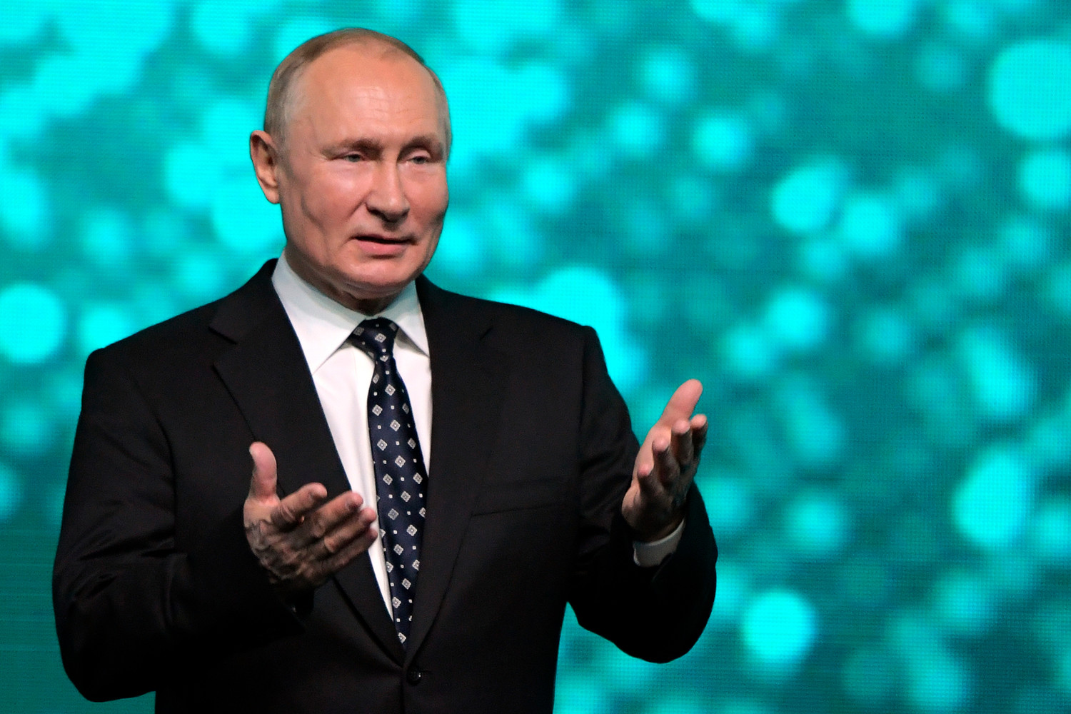 Путин: иностранное ПО может в любой момент стать недоступным для российских госкомпаний