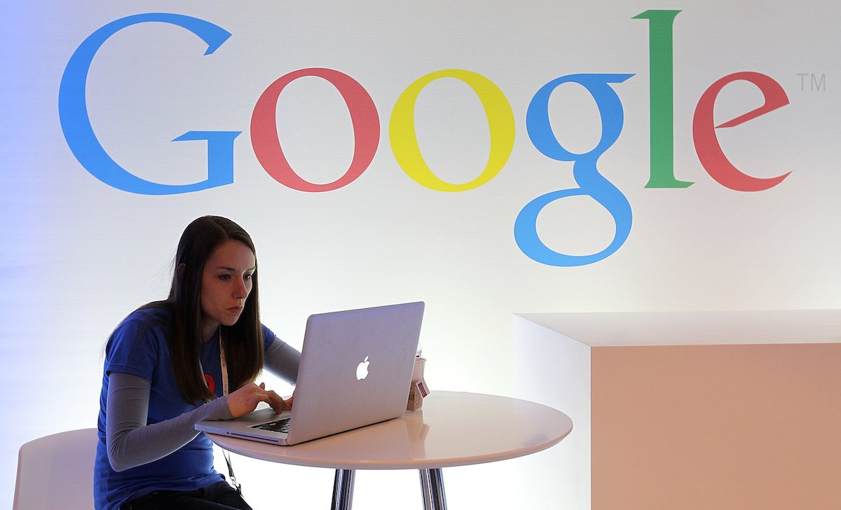 Google выплатит всем своим сотрудникам по 00 после отказа от возвращения в офисы