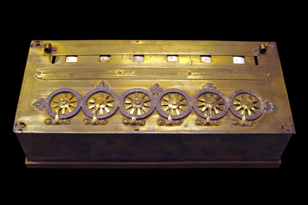 Арифметическая машина Паскаля в Музее Консерватории национальных искусств и ремесел