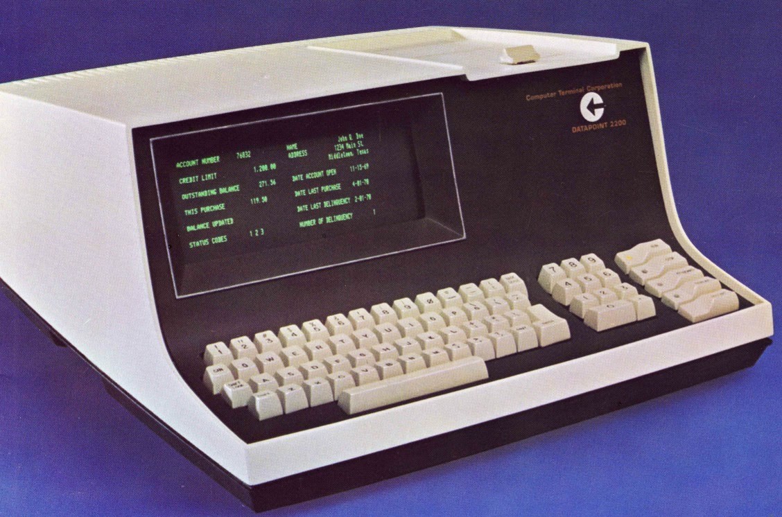 Первый персональный компьютер Datapoint 2200. 