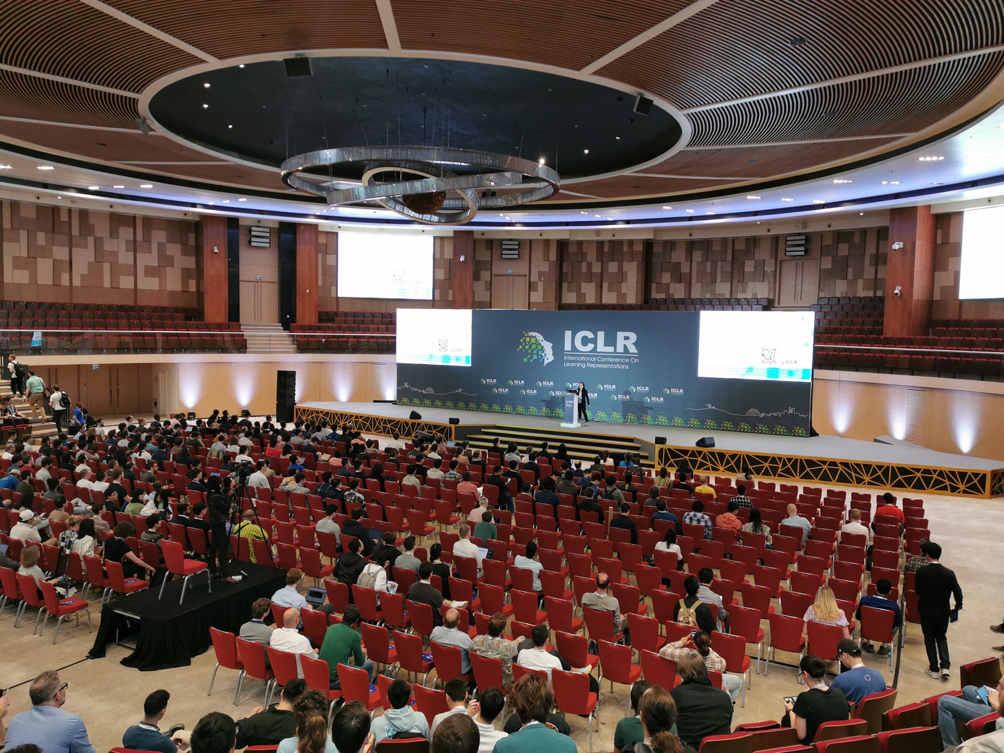 Большой конференционный зал