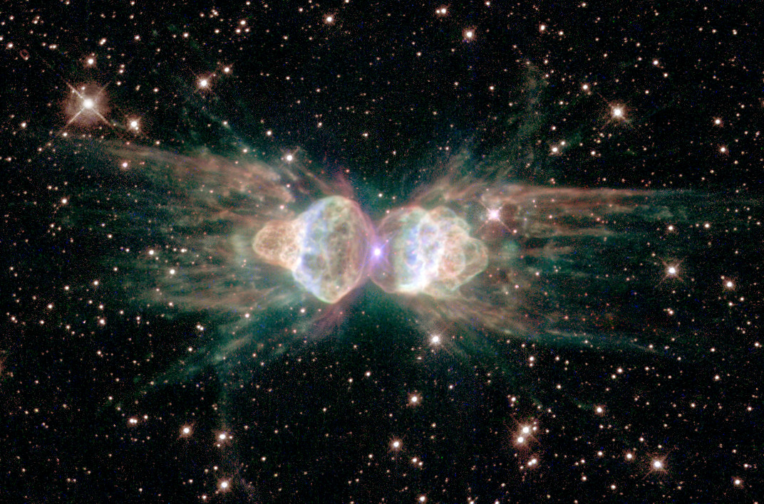 Оригинальное изображение туманности «Муравей», сделанное космическим телескопом имени Эдвина Хаббла в 1998 году  