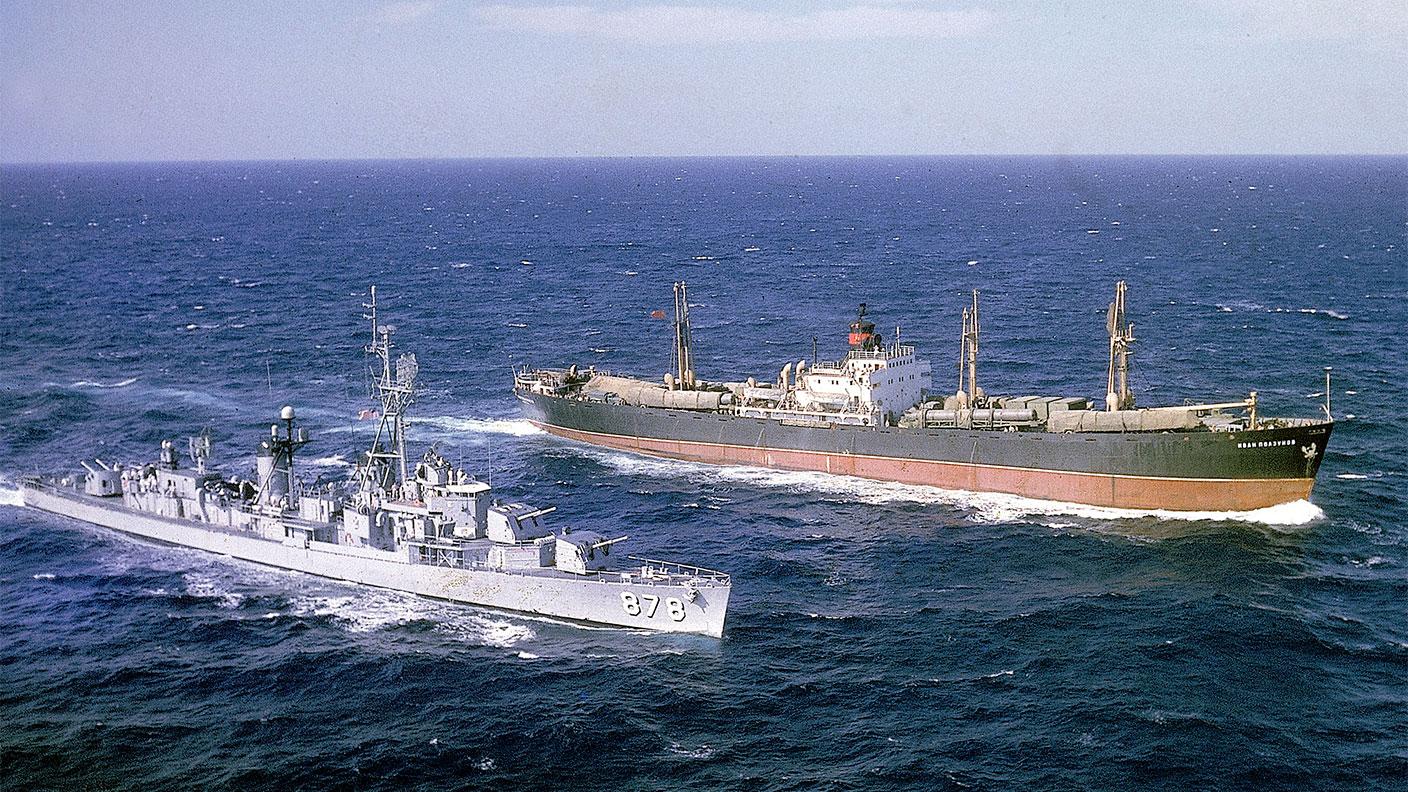 Американские и советские корабли в Карибском море 22 октября 1962 года. Источник