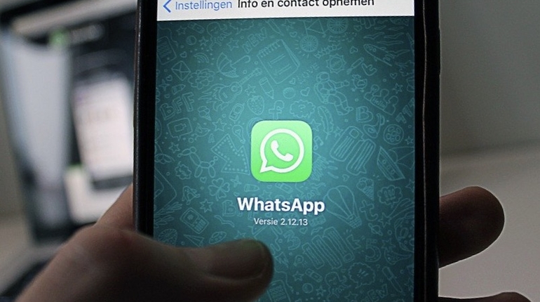 Суд в Индии обязал WhatsApp блокировать группы с пиратскими копиями газет