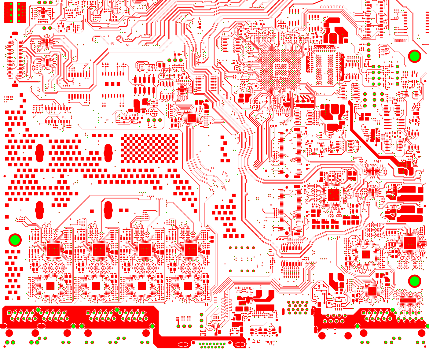 Фрагмент схемы одного из 12 слоев материнской платы современного сервера / ©Wikimedia