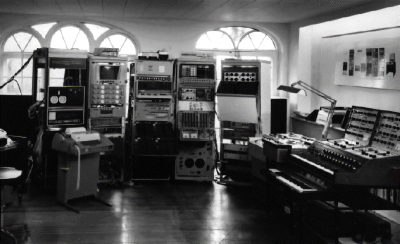 Вот так выглядела MUSYS в студии Питера Зиновьева
