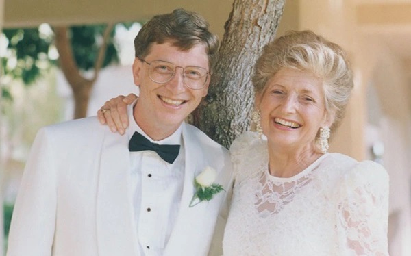 Билл Гейтс со своей матерью Мэри Гейтс