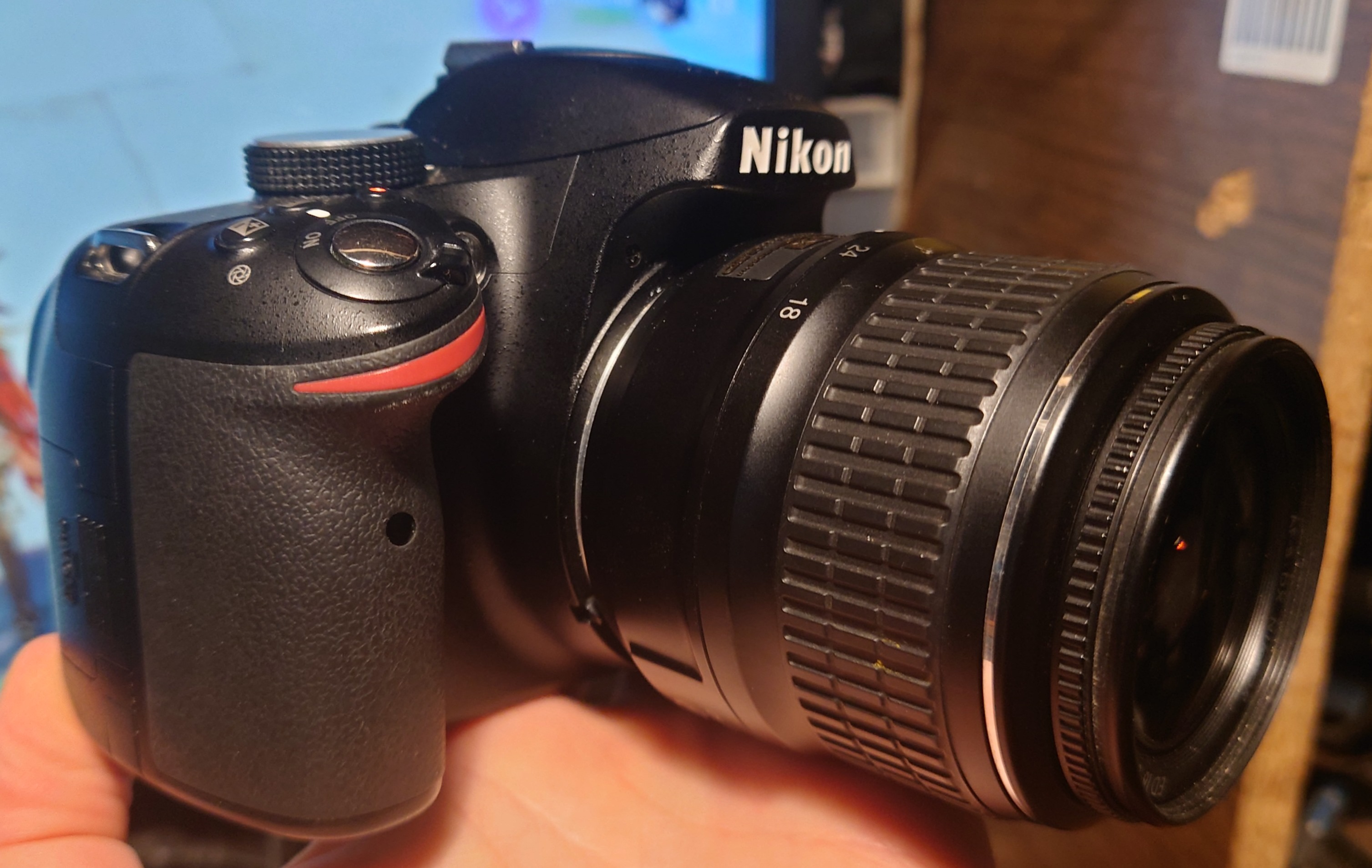 Nikon D3200 Kit(комплект) со стоковым объективом