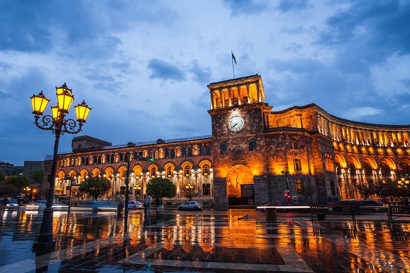 Площадь Республики. Ереван.