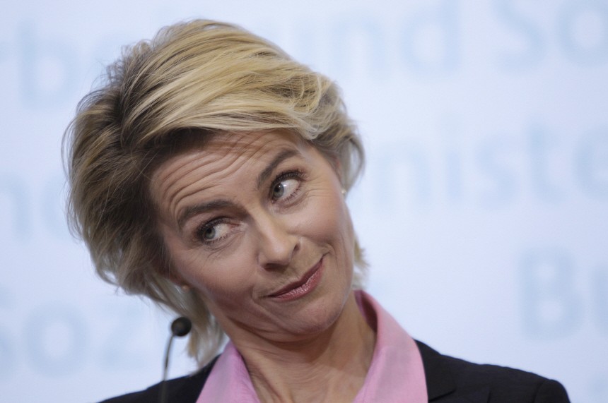 Das Gesicht von Ursula von der Leyen (Präsidentin der Europäischen Kommission), als ihr klar wurde, dass Sie nur ein bisschen eine Krypta waren, frech!