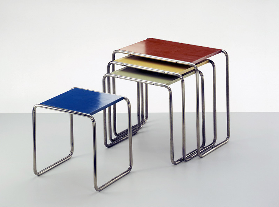 Набор столиков B9 дизайнера Марселя Брёйера, 1927 г.