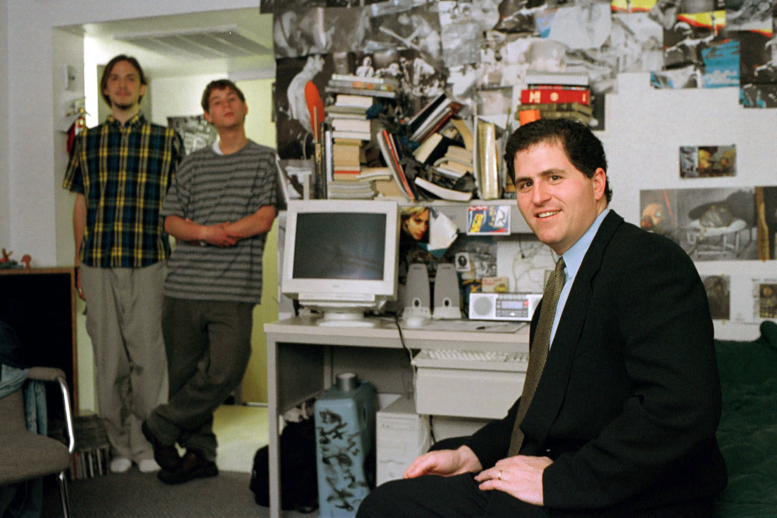 Майкл Делл в комнате общежития Университета Техаса, где в 1984 году он основал свою компанию