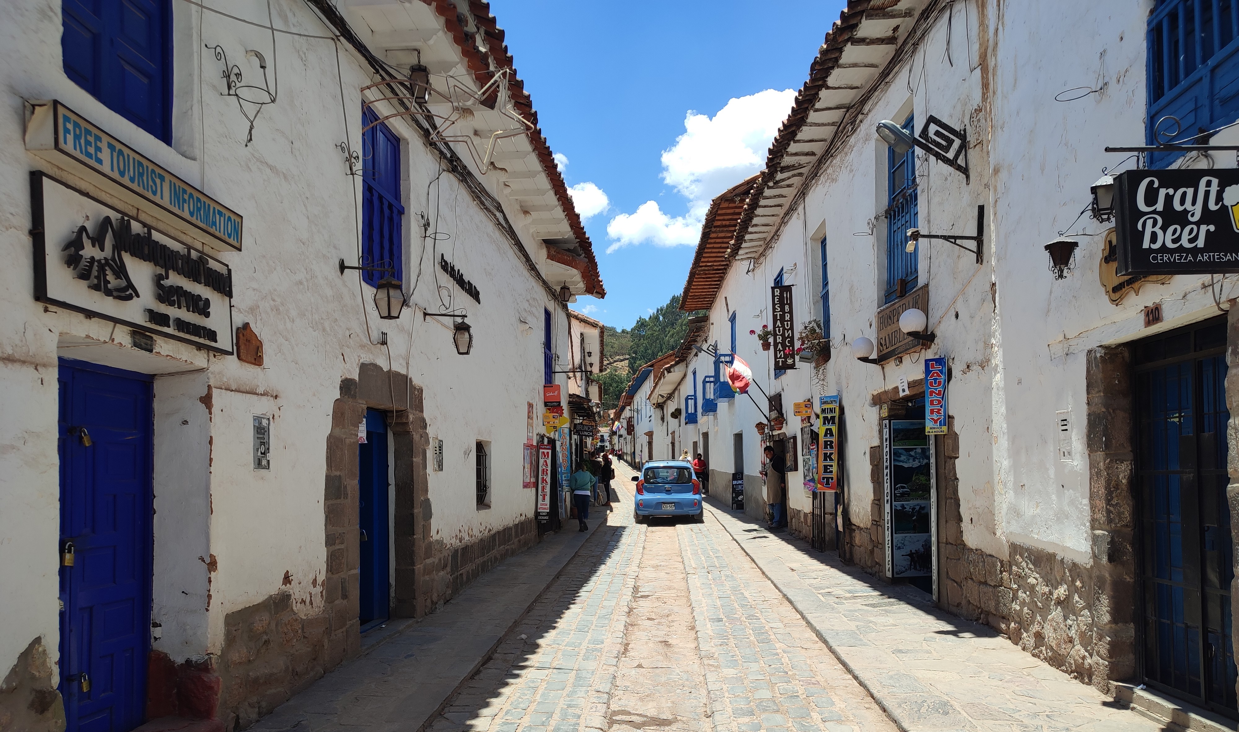 Улочка в Куско недалеко от центра