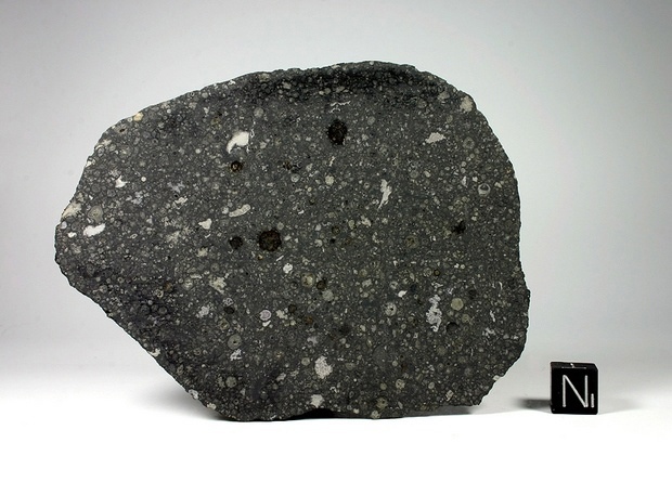 Фрагмент астероида Acfer 086.