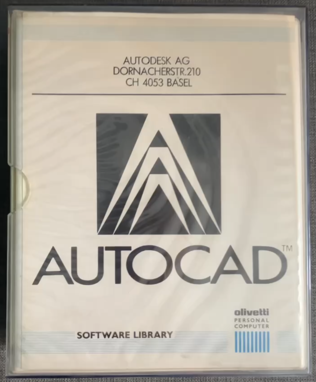Рисунок 1. Руководство по AutoCAD 2.17 для ПК Olivetti  