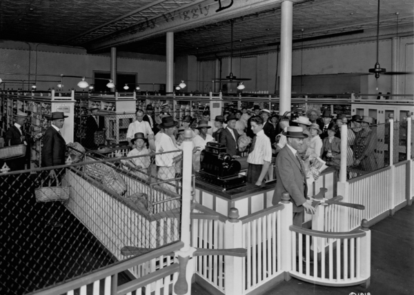 Первый в мире супермаркет — Piggly Wigglyruen в Мемфисе, 1918 год