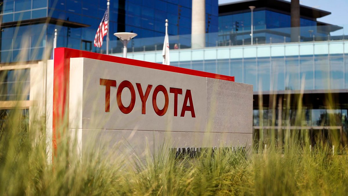 Toyota построит завод по производству аккумуляторов стоимостью ,29 млрд