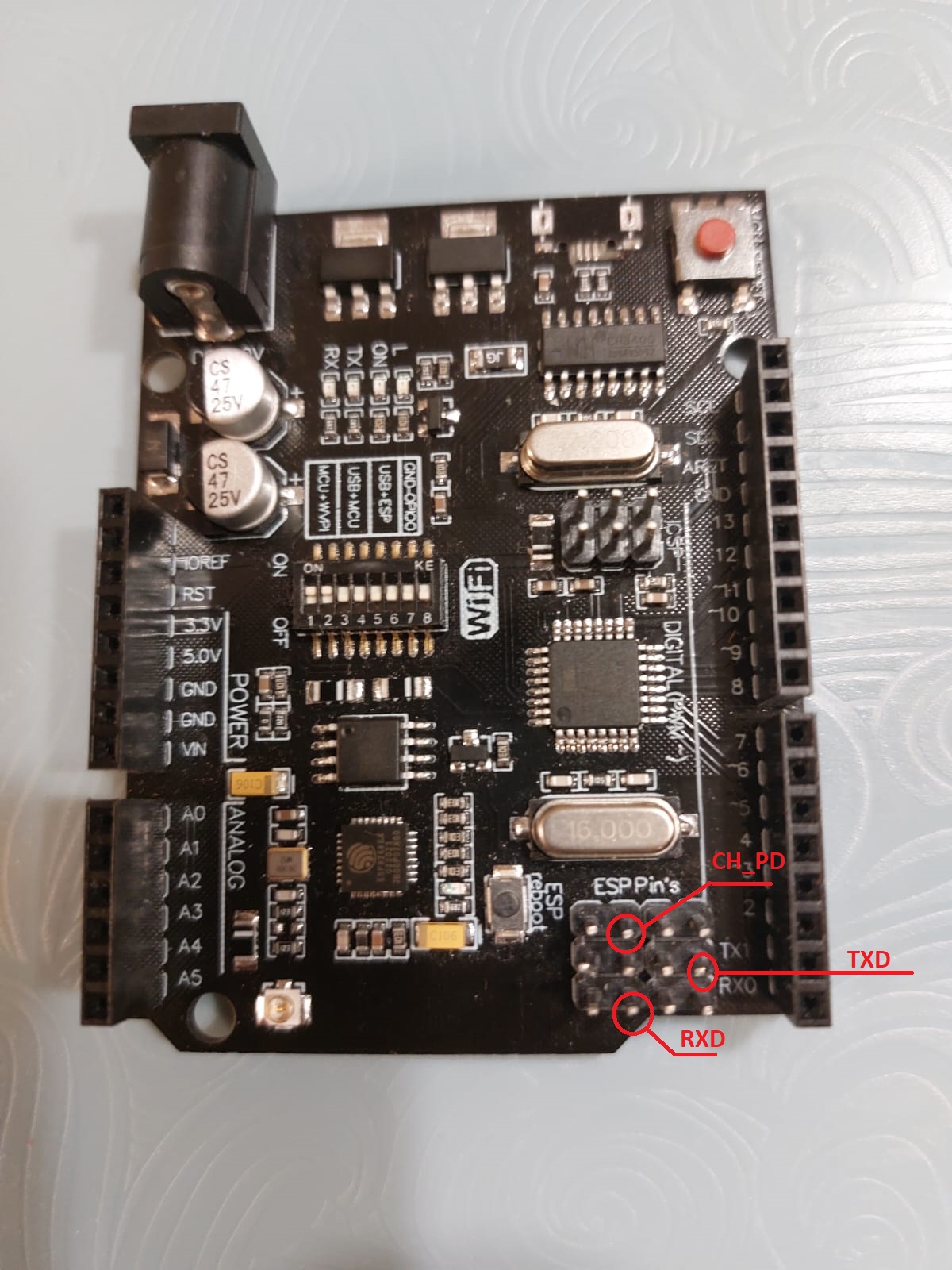 Выводы ESP8266 на плате Arduino Wi-Fi Uno