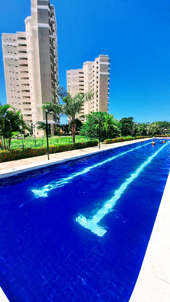 Бассейн в последнем месте где мы жили в Бразилии, в пригороде Форталезы, четырехкомнатная квартиру тут стоила около 430 евро в месяц