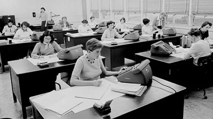 Вычислительная группа Мэйси Робертс, 1955 год. Фото: JPL