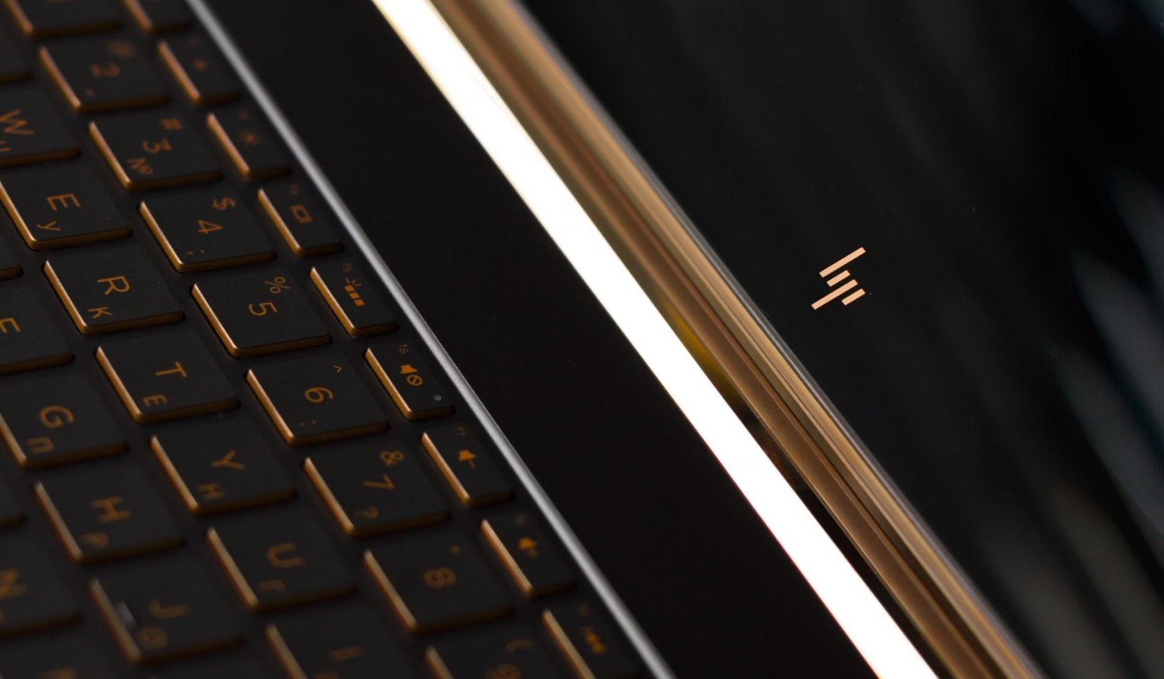 Технологии и дизайн в одном устройстве. Ноутбук HP Spectre 13