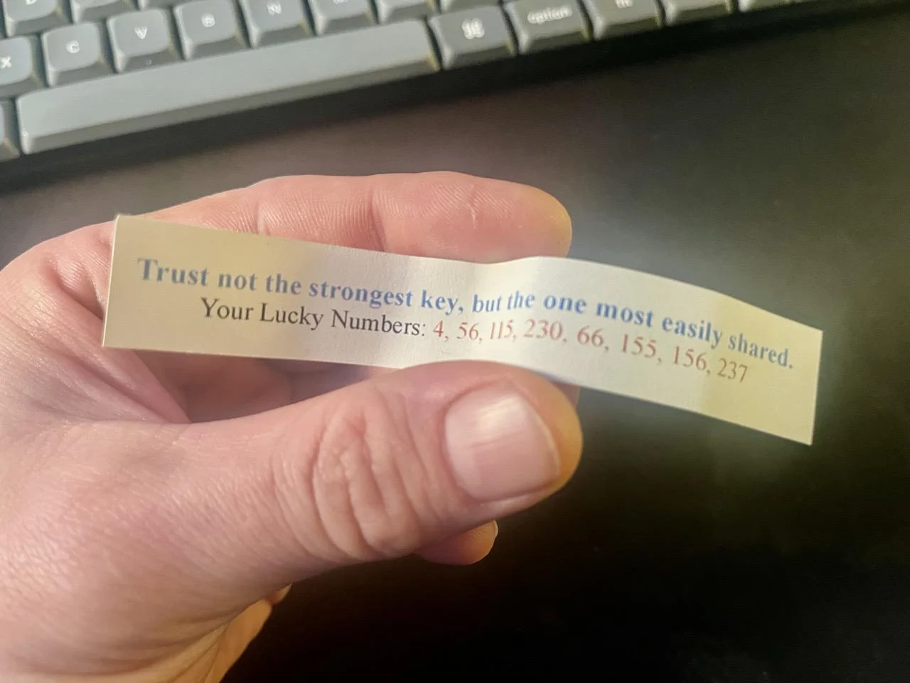 Источник: https://www.reddit.com/r/ProgrammerHumor/s/vNMy79aoA7 Источник: https://www.reddit.com/r/ProgrammerHumor/s/vNMy79aoA7