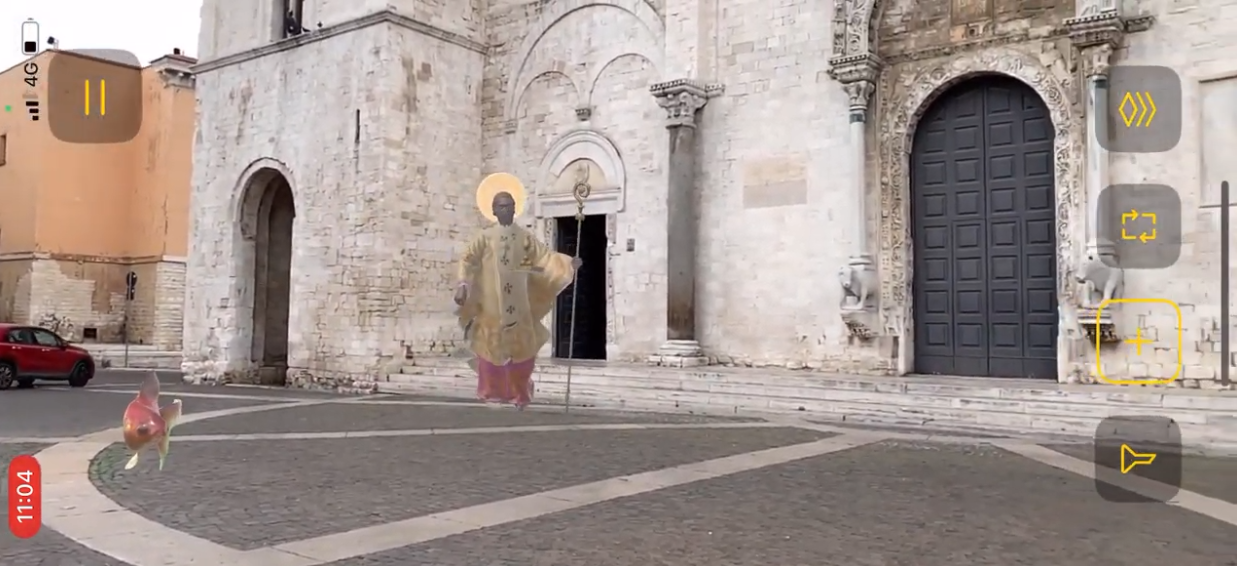 Реалистичная 3D-фигура Св.Николая приглашает туристов в  Базилику. Источник: https://www.youtube.com/watch?v=3t_kUnHtecQ