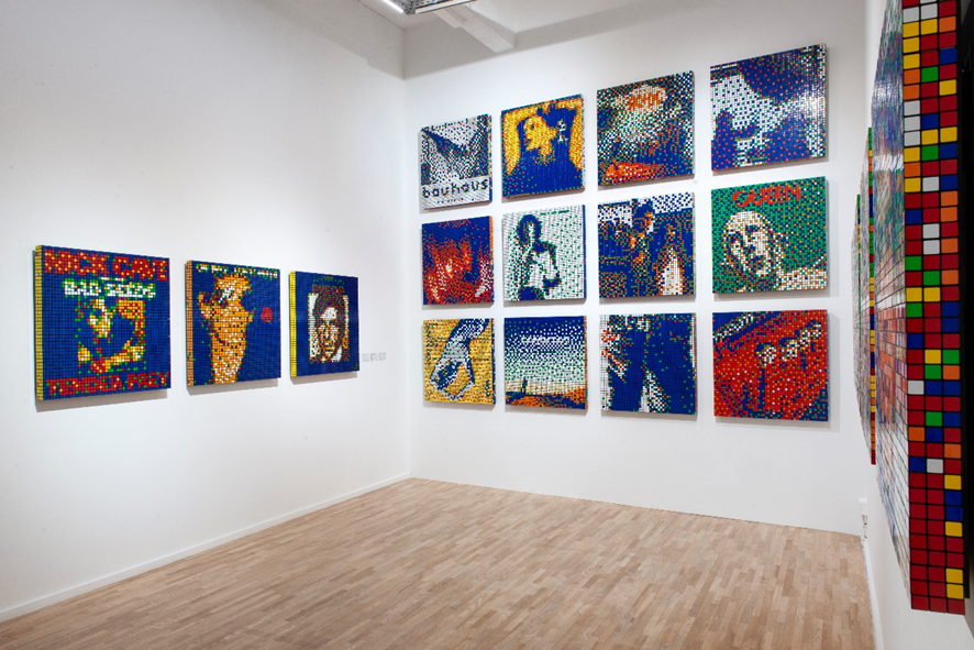 Invader. Работы из серии Low Fidelity. Выставка Invader Rubikcubist. MIMA. Брюссель. 2022-2023.        