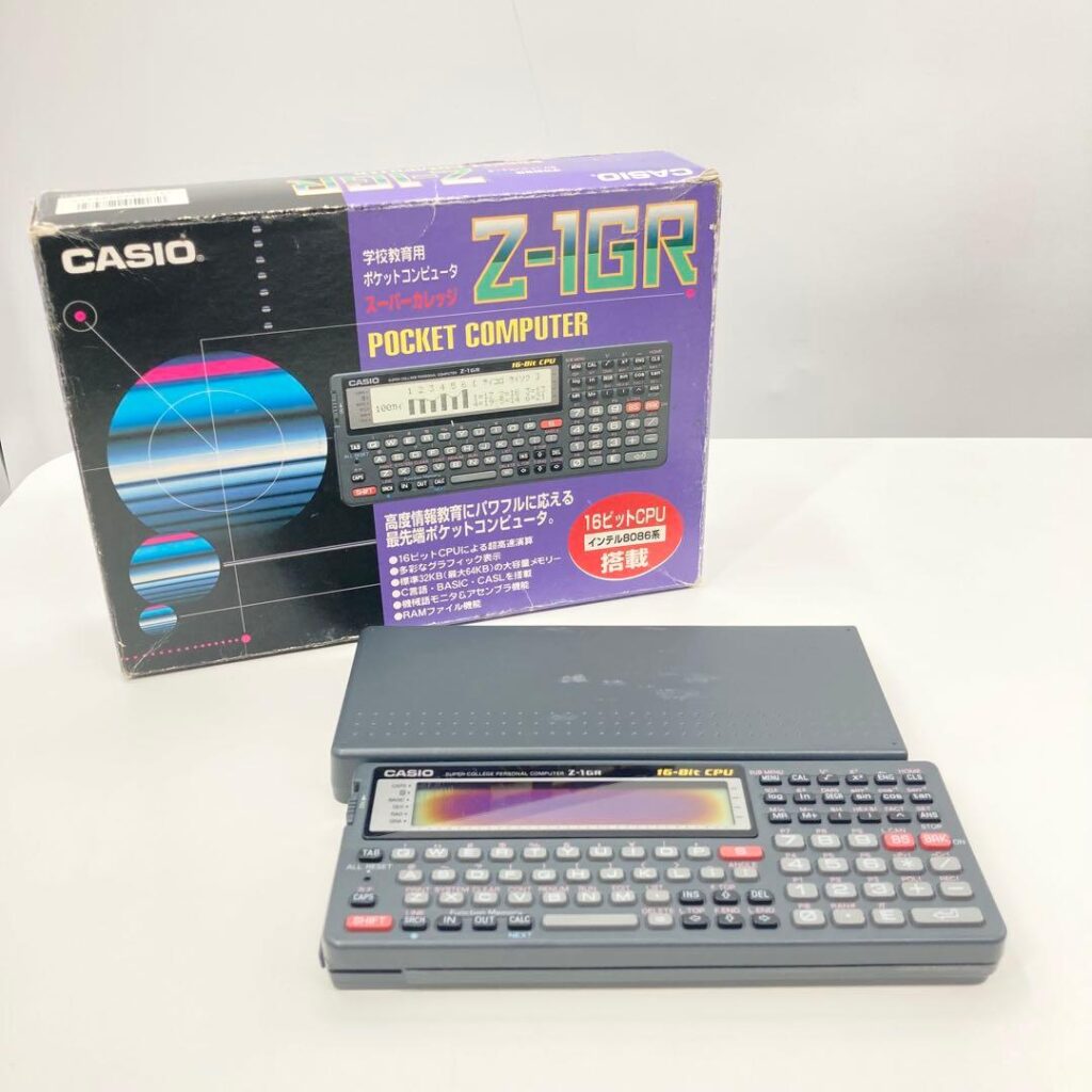Мой редкий карманный компьютер-калькулятор Casio Z-1GR. К сожалению, он нуждается в ремонте.
