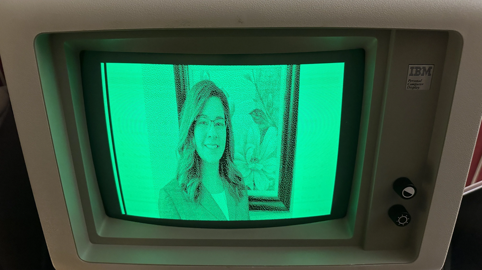 Монохромное изображение на мониторе IBM 5151
